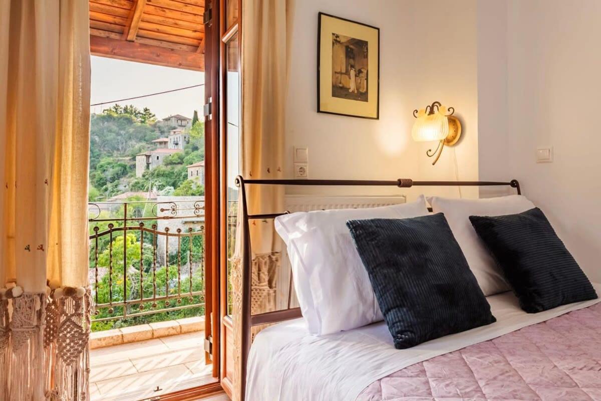 Stone - Cosy Mountain Escape Stemnitsa