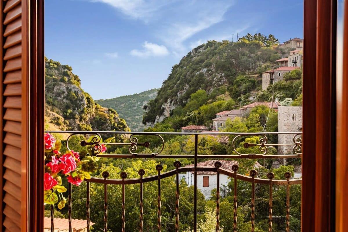 Apartment Stone - Cosy Mountain Escape Stemnitsa